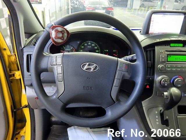  Hyundai / Grand Starex Stock No. 20066